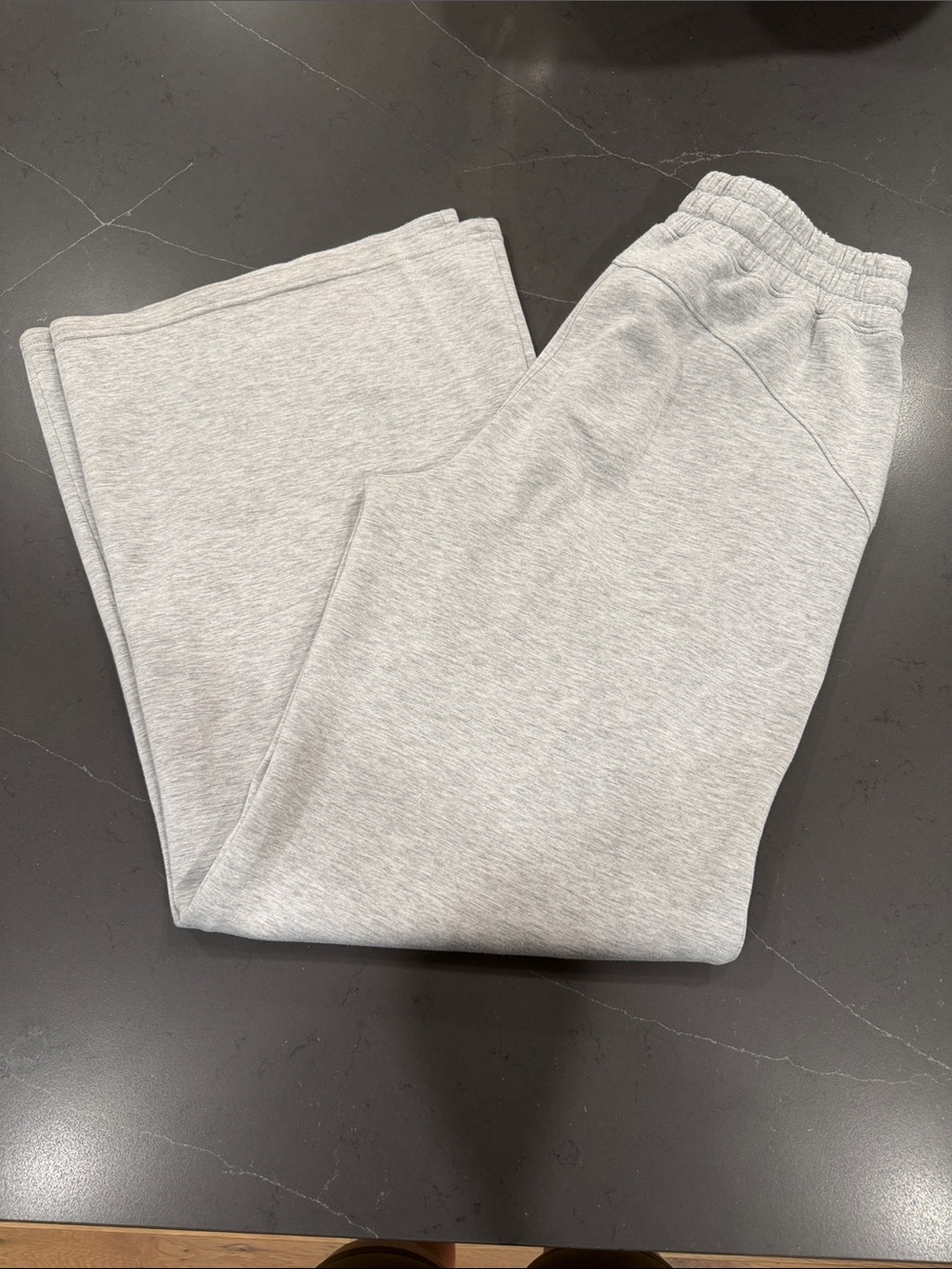Spanx air essentials women’s size M wide leg